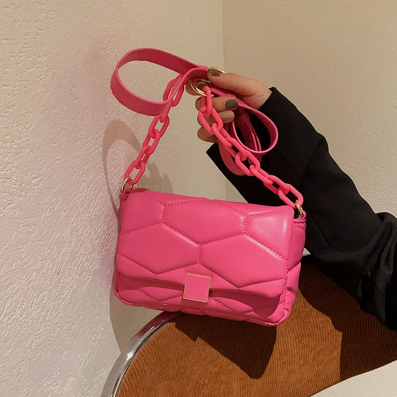 Women's top brand handbags, new small chain bags, high-quality bags, travel bags
Women's top brand handbags, new small chain bags, high-quality bags, travel bags