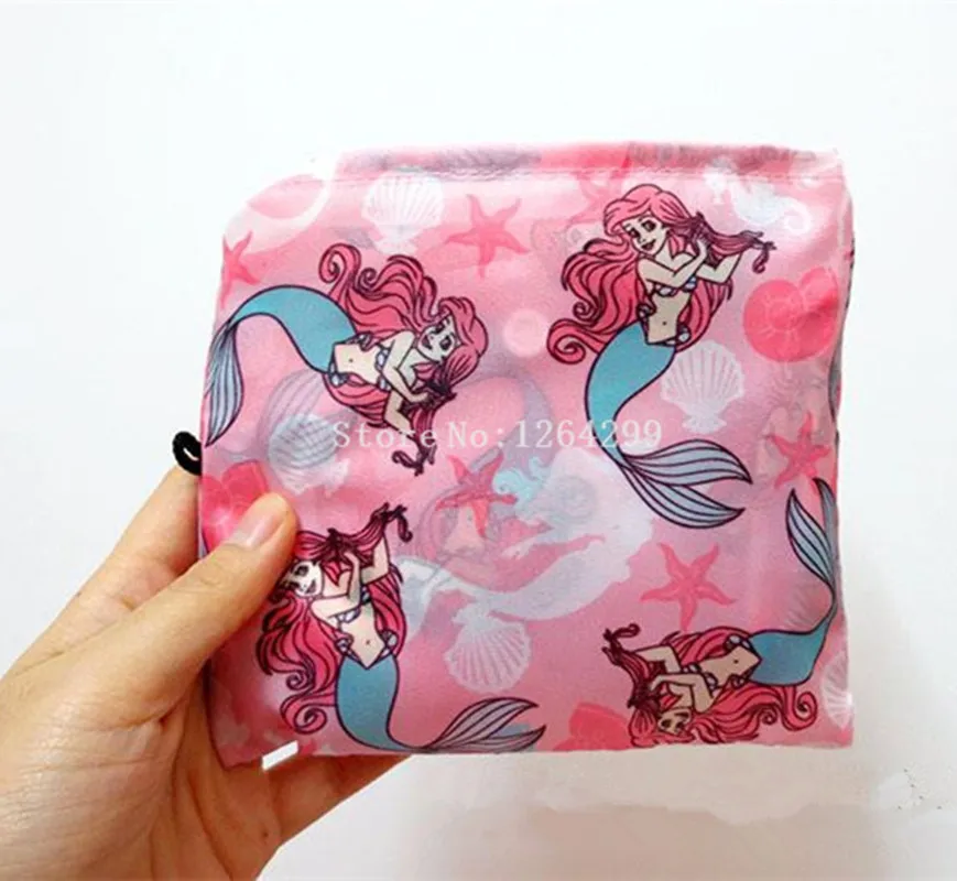 Новые милые аниме русалки принцессы женщины девочки большие нейлоновые складные сумки для покупок для детей
Новые милые аниме русалки принцессы женщины девочки большие нейлоновые складные сумки для покупок для детей