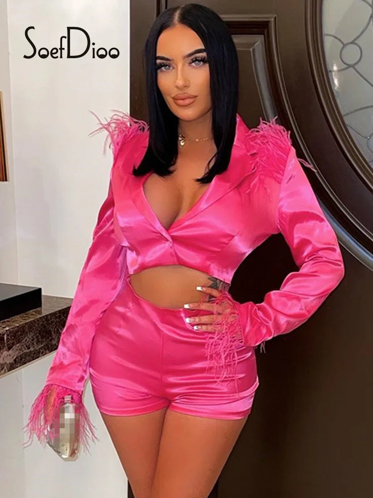 Комплект из двух предметов Soefdioo, красный топ на пуговицах с длинными рукавами и шорты на молнии, осенняя уличная одежда
Комплект из двух предметов Soefdioo, красный топ на пуговицах с длинными рукавами и шорты на молнии, осенняя уличная одежда