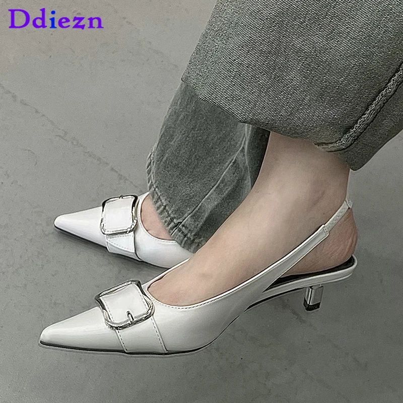 Pumps Low Heel Slides Ladies Shoes Pointed Toe Female Sandals Shallow Fashion Metal Buckle Women Heeled Blue Denim Shoes
Pumps Low Heel Slides Ladies Shoes Pointed Toe Female Sandals Shallow Fashion Metal Buckle Women Heeled Blue Denim Shoes