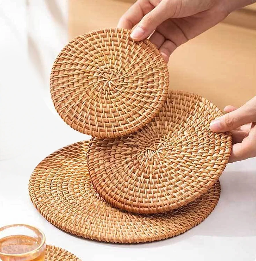 Round Hot Mat Pads Handmade Rattan Coasters Insulation Bowl Pad Natural Cup Mat Kitchen Decoration Accessories
Round Hot Mat Pads Handmade Rattan Coasters Insulation Bowl Pad Natural Cup Mat Kitchen Decoration Accessories