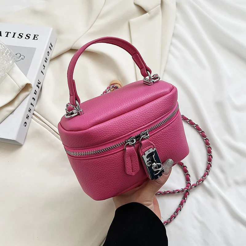 Mini Pu Leather Simple Box Shape Crossbody Bag Solid Color Shoulder Bag 2022 Women Fashion Brand Luxury Cute Handbags and Purses
Mini Pu Leather Simple Box Shape Crossbody Bag Solid Color Shoulder Bag 2022 Women Fashion Brand Luxury Cute Handbags and Purses