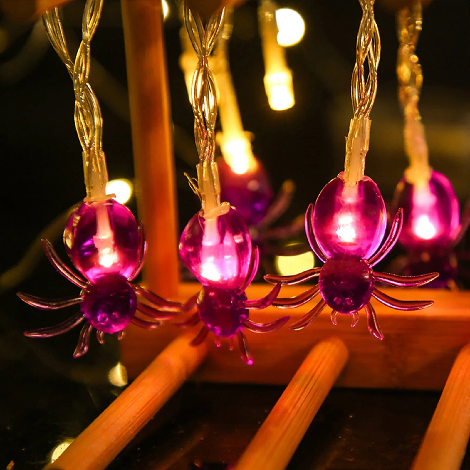 Halloween Spider String Light Battery Operated Purple Holiday Lights for New Year Christmas Garden Yard Party Decor
Halloween Spider String Light Battery Operated Purple Holiday Lights for New Year Christmas Garden Yard Party Decor