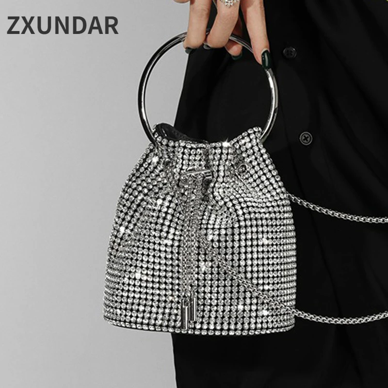 New In Evening Bags 2022 Handbags For Women Metallic Silver Bucket Rhinestone Bag Clutches sac a main femme Chain Small Bags
New In Evening Bags 2022 Handbags For Women Metallic Silver Bucket Rhinestone Bag Clutches sac a main femme Chain Small Bags