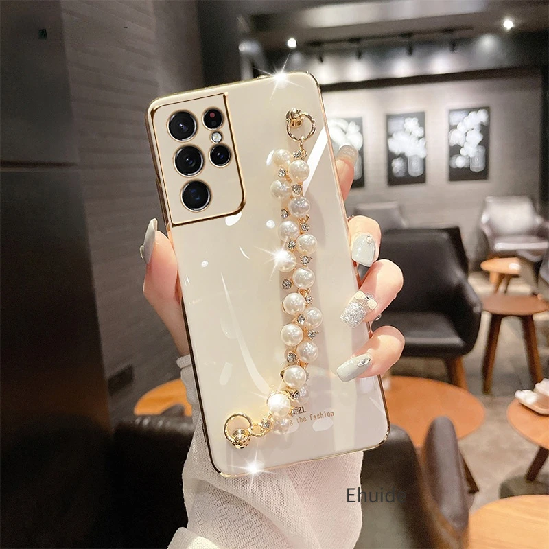 Diamond Pearl Bracelet Case for Samsung Galaxy S23 Ultra S22 S21 Plus S20 FE Note 20 A52 A53 A54 Chain Silicone Plating Cover
Diamond Pearl Bracelet Case for Samsung Galaxy S23 Ultra S22 S21 Plus S20 FE Note 20 A52 A53 A54 Chain Silicone Plating Cover