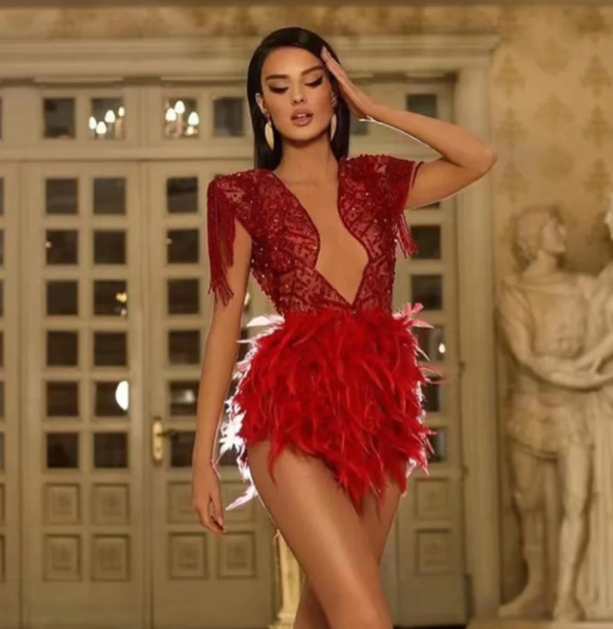 High Quality 2022 New Style Red Cute Bodycon Feathers Dress Elegant Night Club Party Dress Vestidos
High Quality 2022 New Style Red Cute Bodycon Feathers Dress Elegant Night Club Party Dress Vestidos