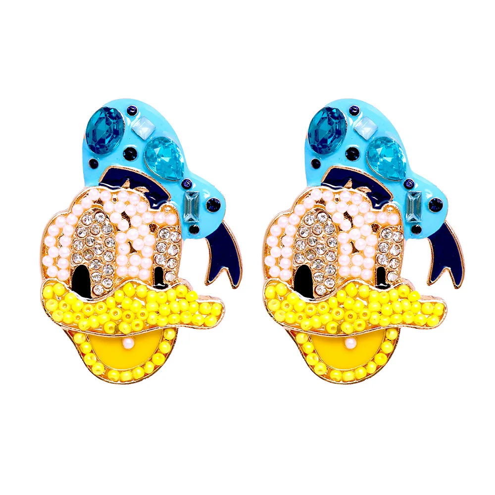 Женские серьги «Дональд Дак» с синими бриллиантами 
Женские серьги «Дональд Дак» с синими бриллиантами