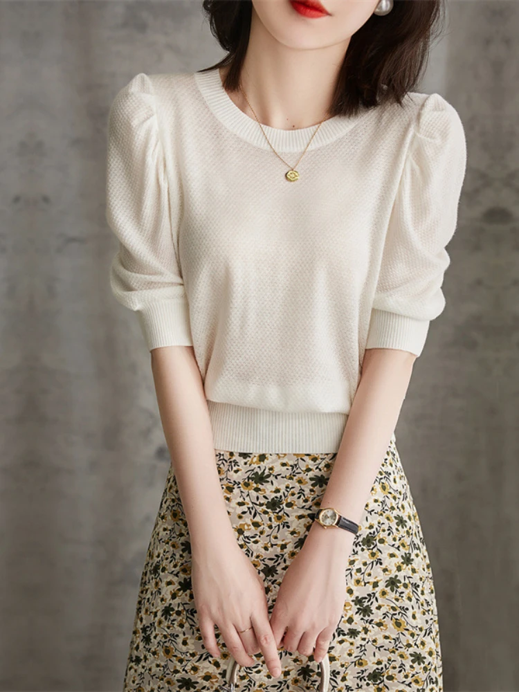 Bubble short knitted T-shirt women 2023 summer new loose design sense French short sleeve ice silk thin top women
Bubble short knitted T-shirt women 2023 summer new loose design sense French short sleeve ice silk thin top women