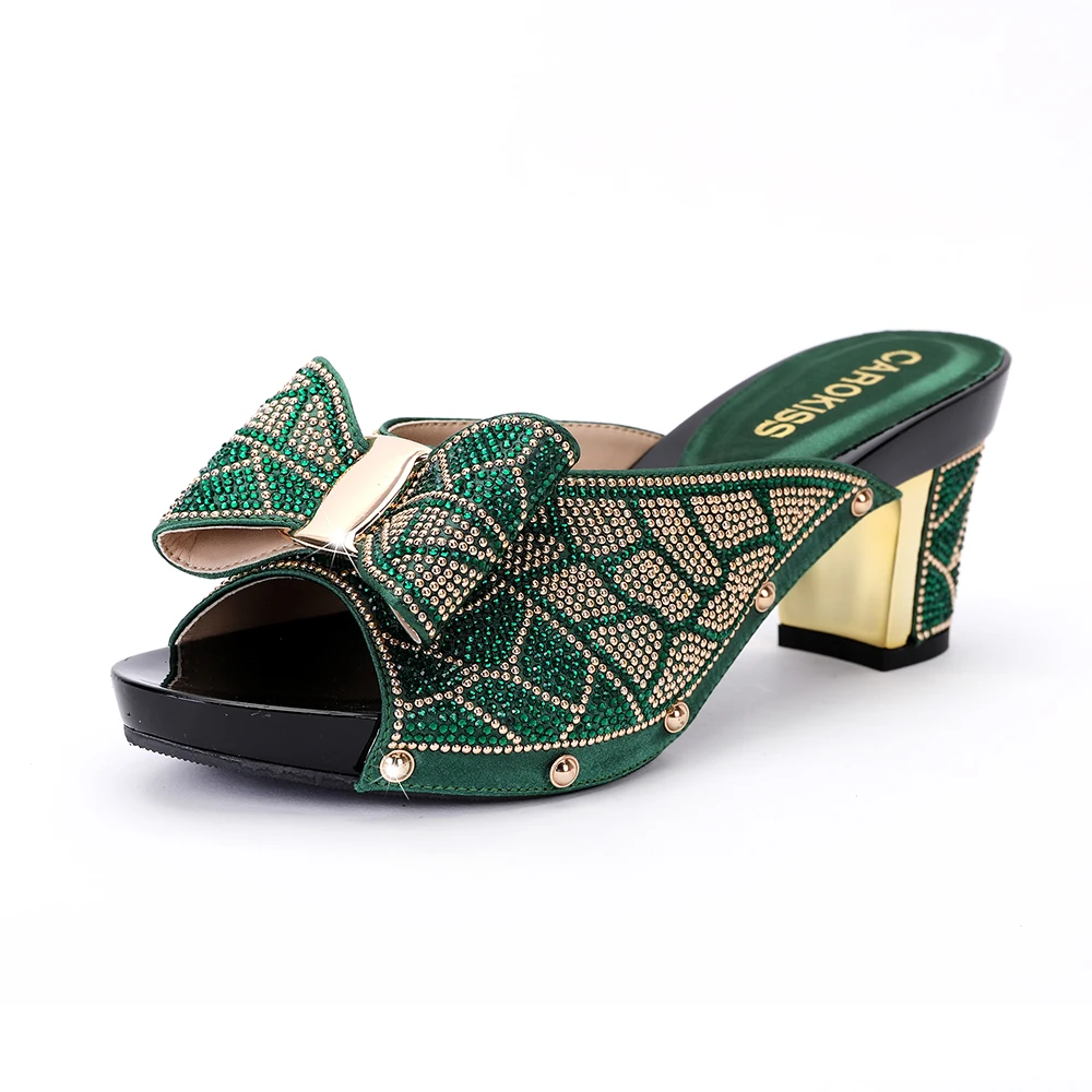 Summer Arrival Italian Women Patent Leather Rivet Shoes Wedding Shoes for Women Bride Nigerian Women Party Pumps Open Toe Shoes
Summer Arrival Italian Women Patent Leather Rivet Shoes Wedding Shoes for Women Bride Nigerian Women Party Pumps Open Toe Shoes