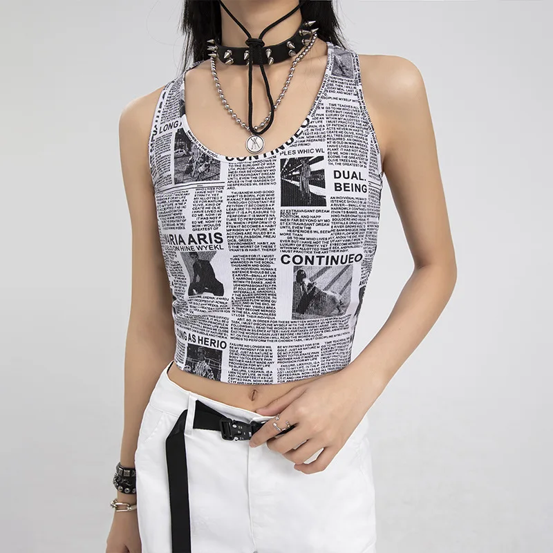 2022 Cropped Tops Women Short Y2k Clothes Female Sexy Harajuku Halter Belt Print Vest Corset топ женский футболка
2022 Cropped Tops Women Short Y2k Clothes Female Sexy Harajuku Halter Belt Print Vest Corset топ женский футболка