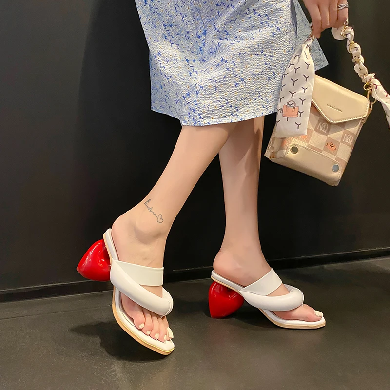 summer shoes women leather sandals sweet Love shaped heel buckle fashion sandals sexy high heels party dress casual flip flops
summer shoes women leather sandals sweet Love shaped heel buckle fashion sandals sexy high heels party dress casual flip flops