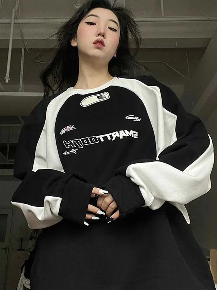 American Retro Y2k Sweatshirt Women Autumn Thicken Long Sleeve Oversized Hoodies Ladies Korean Fashion Harajuku Casual Pullovers
American Retro Y2k Sweatshirt Women Autumn Thicken Long Sleeve Oversized Hoodies Ladies Korean Fashion Harajuku Casual Pullovers