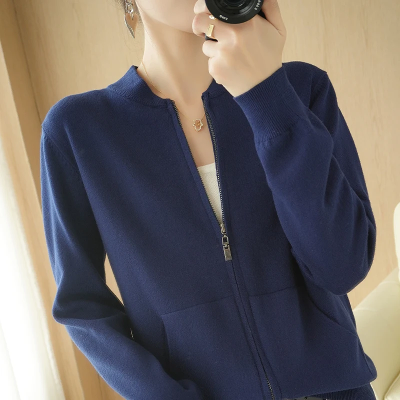 MOONYUEFA new crewneck zipper baseball clothes autumn and winter knitted loose large size cardigan Korean version of hoodie coat
MOONYUEFA new crewneck zipper baseball clothes autumn and winter knitted loose large size cardigan Korean version of hoodie coat