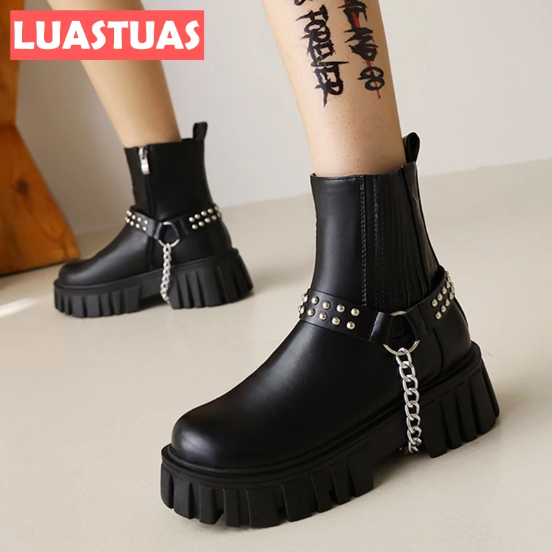 LuasTuas Ankle Boots For Women Thick Bottom 2022 New Winter Shoes Belt Fashion Short Boots Stylish Female Footwear Size 35-41
LuasTuas Ankle Boots For Women Thick Bottom 2022 New Winter Shoes Belt Fashion Short Boots Stylish Female Footwear Size 35-41