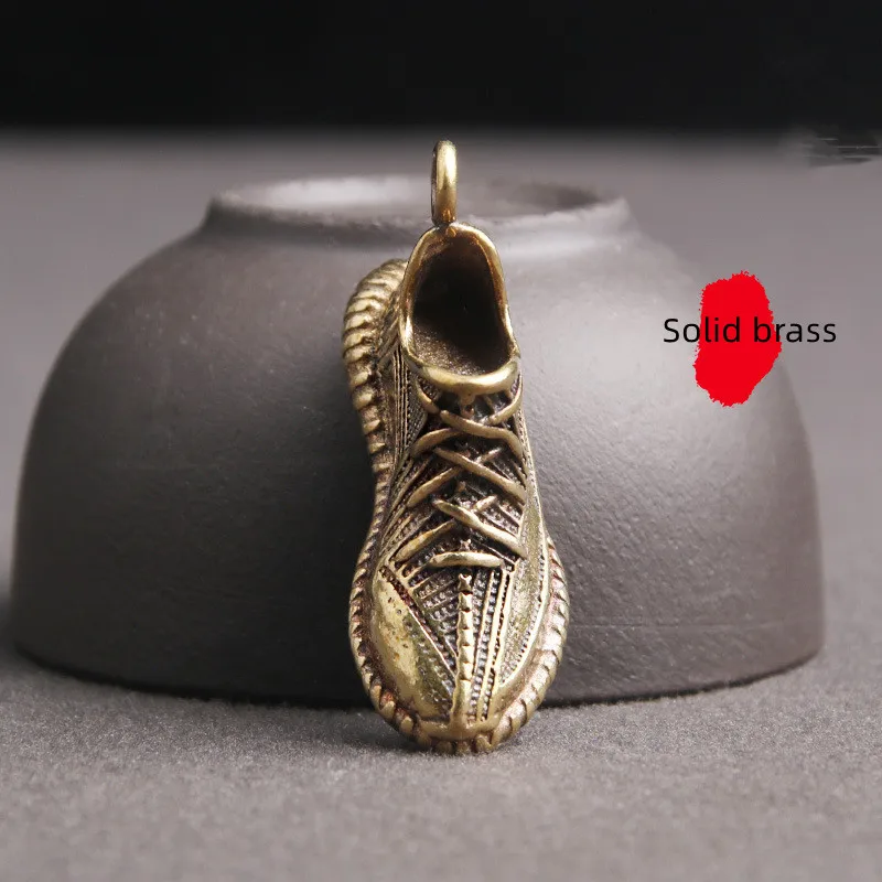 Ретро ностальгические фигурки старой модной обуви из твердой латуни, миниатюрное настольное украшение, настольный чай, домашние животные, ... 
Ретро ностальгические фигурки старой модной обуви из твердой латуни, миниатюрное настольное украшение, настольный чай, домашние животные, ...