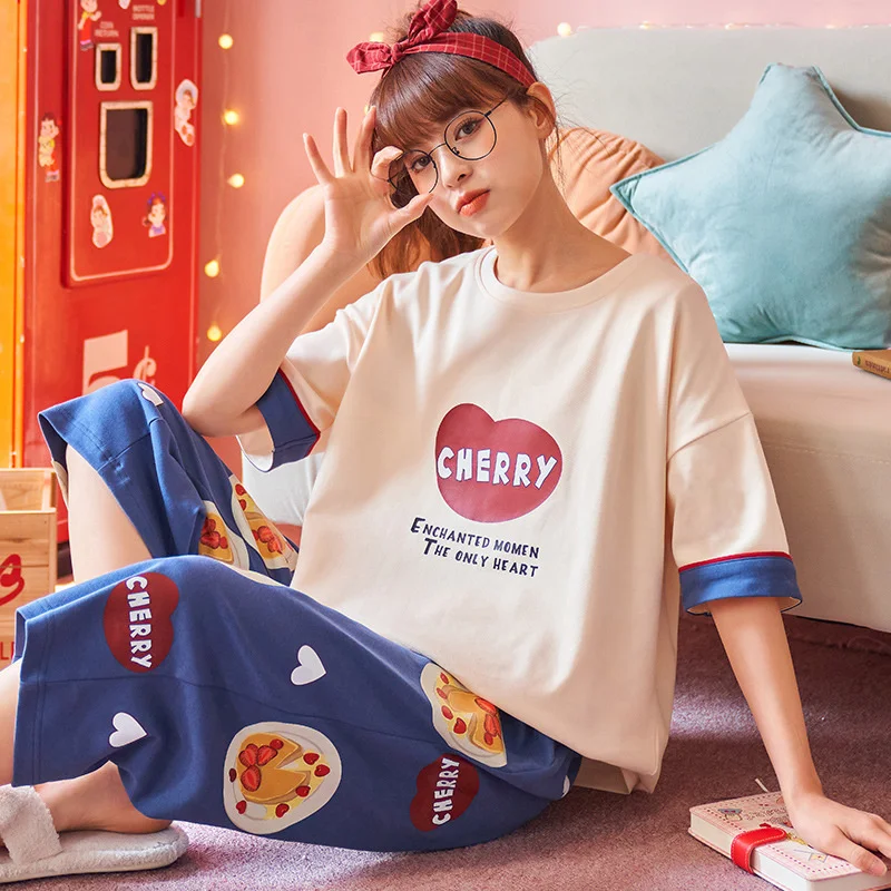 pajama women's summer pure cotton short sleeved capri pants leisure lovely cartoon women's home clothes suit can be worn outside
pajama women's summer pure cotton short sleeved capri pants leisure lovely cartoon women's home clothes suit can be worn outside