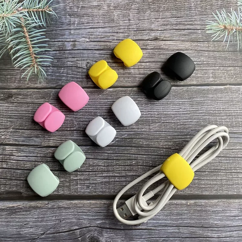 4pcs/lot Small Cable Winder Fashion Portable Travel USB Charger Holder Desk Organizer Wire Cord for Home Desktop Decoration
4pcs/lot Small Cable Winder Fashion Portable Travel USB Charger Holder Desk Organizer Wire Cord for Home Desktop Decoration