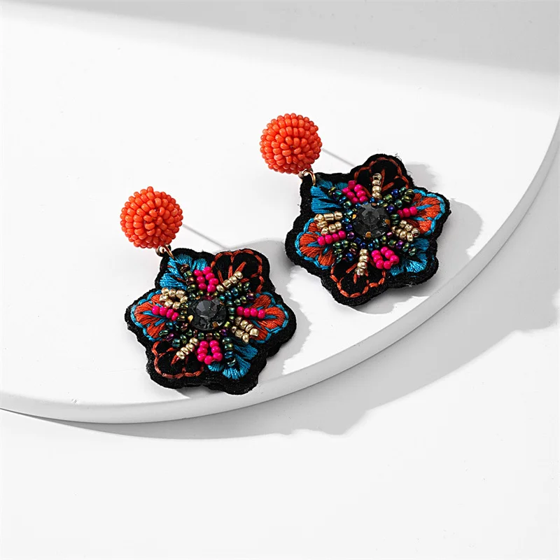 

Fashion Embroidery Fabric Handwoven Earrings Bohemian Women's Handmade Embroidery Flower Beads Pendant Earrings National Jewelry