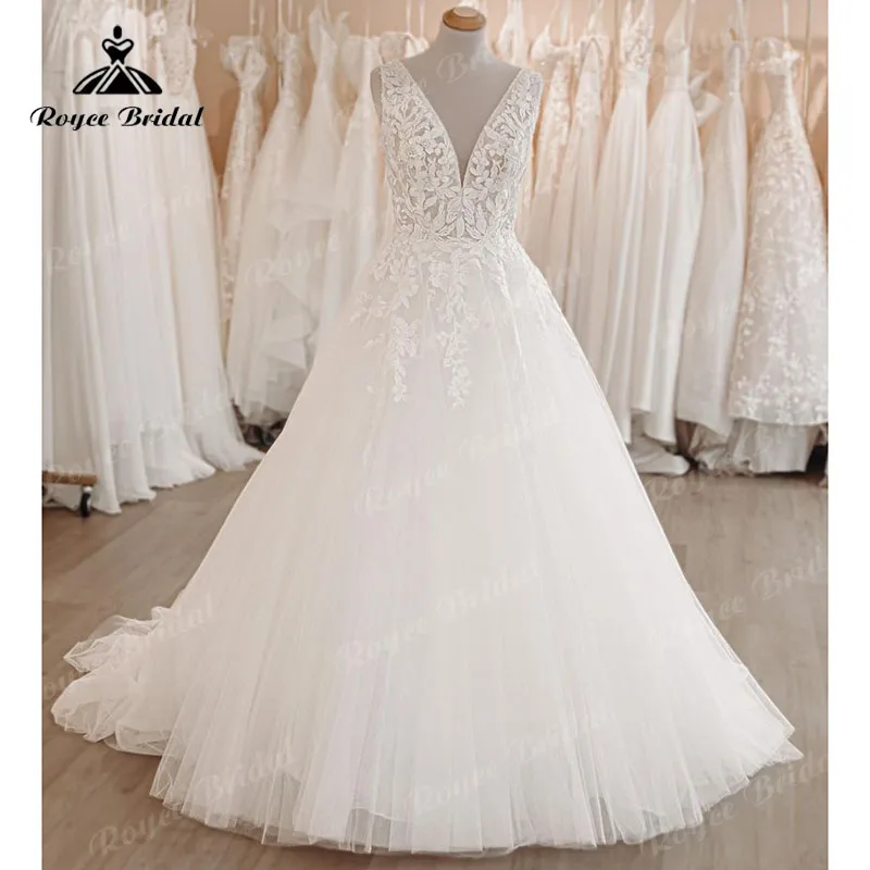 Женское свадебное платье It's yiiya, белое фатиновое платье на тонких бретельках с V-образным вырезом на лето 2022
Женское свадебное платье It's yiiya, белое фатиновое платье на тонких бретельках с V-образным вырезом на лето 2022