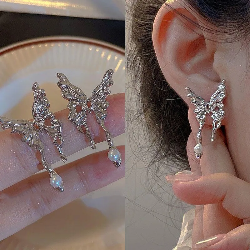 Liquid Metal Butterfly Pearl Stud Earrings for Women Girls Elegant Temperament Butterfly Tassel Earrings Korean Fashion Jewelry
Liquid Metal Butterfly Pearl Stud Earrings for Women Girls Elegant Temperament Butterfly Tassel Earrings Korean Fashion Jewelry