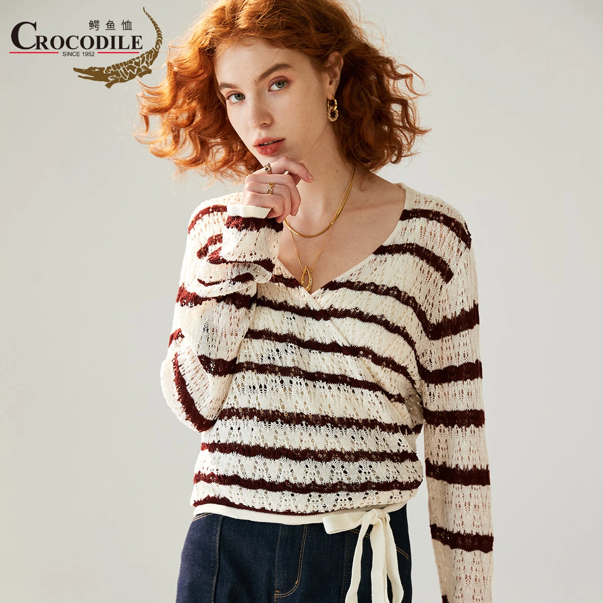 Crocodile Spring New Cross V-neck Short Sweater Thin Stripe Long Sleeve Lace-up Cardigan Lazy Style Women's clothing Knitwears
Crocodile Spring New Cross V-neck Short Sweater Thin Stripe Long Sleeve Lace-up Cardigan Lazy Style Women's clothing Knitwears