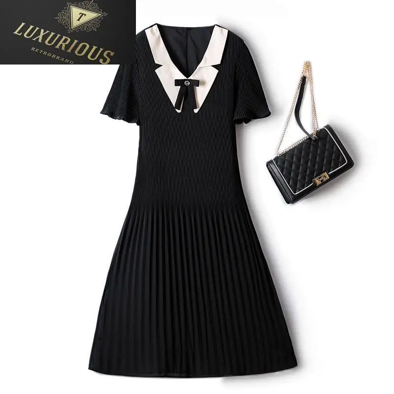 Chic And Elegant Woman Dress 2024 New Doll Collar Contrast Color Mid Length Pleated Slim Fit Party Dresses Chiffon 4XL
Chic And Elegant Woman Dress 2024 New Doll Collar Contrast Color Mid Length Pleated Slim Fit Party Dresses Chiffon 4XL