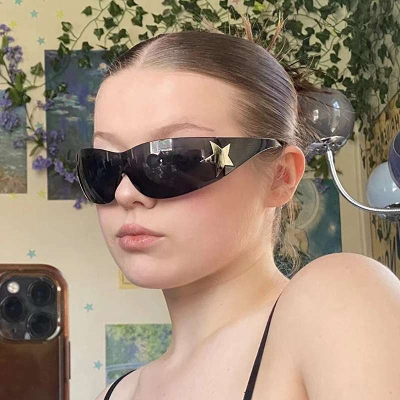 Звездные Солнцезащитные очки для женщин и мужчин, унисекс, для велоспорта, вождения, путешествий, цельная деталь, UV400, очки большие тени R2LC
Звездные Солнцезащитные очки для женщин и мужчин, унисекс, для велоспорта, вождения, путешествий, цельная деталь, UV400, очки большие тени R2LC