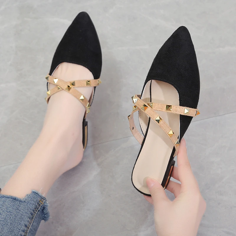 Baotou Slippers Summer New Pointed Toe Flat Chunky Heel Women's Rivet Slippers Fashion Low Heel Slip-on Shoes Women Large Size
Baotou Slippers Summer New Pointed Toe Flat Chunky Heel Women's Rivet Slippers Fashion Low Heel Slip-on Shoes Women Large Size