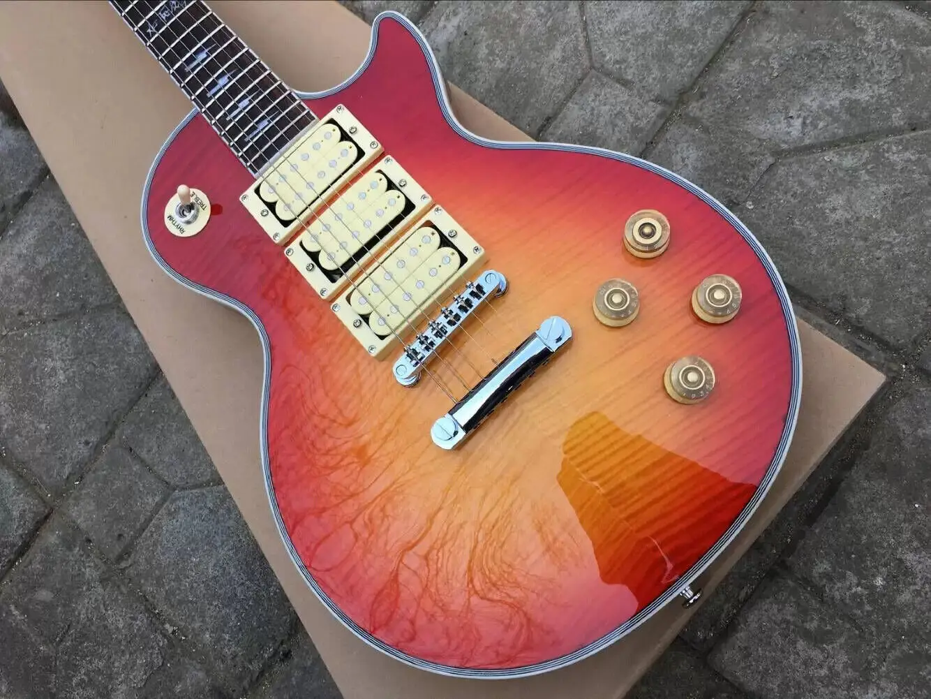 Cherry Sunburst Flame Maple Top Electric Guitar Mirror Back Covers Grover Tuner 
Cherry Sunburst Flame Maple Top Electric Guitar Mirror Back Covers Grover Tuner