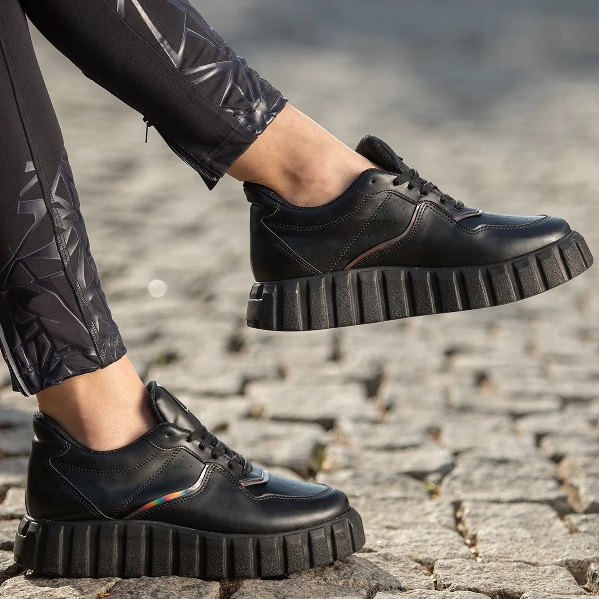 Tonar Oris Black Skin Lace-Up Sports Shoes New Season Convenient Seasonal Style Sneaker
Tonar Oris Black Skin Lace-Up Sports Shoes New Season Convenient Seasonal Style Sneaker