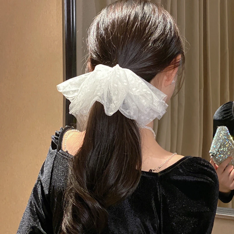 VSnow Temperament Multi Designs Mesh Wave Point Hairband for Women Korean Fairy Lace Hyperbole Wedding Hair Accessories 
VSnow Temperament Multi Designs Mesh Wave Point Hairband for Women Korean Fairy Lace Hyperbole Wedding Hair Accessories
