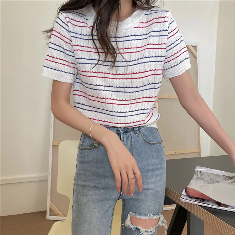 Striped Knitted Women's T-shirt Slim Short-sleeved Summer Crop Top Red White Clothes
Striped Knitted Women's T-shirt Slim Short-sleeved Summer Crop Top Red White Clothes