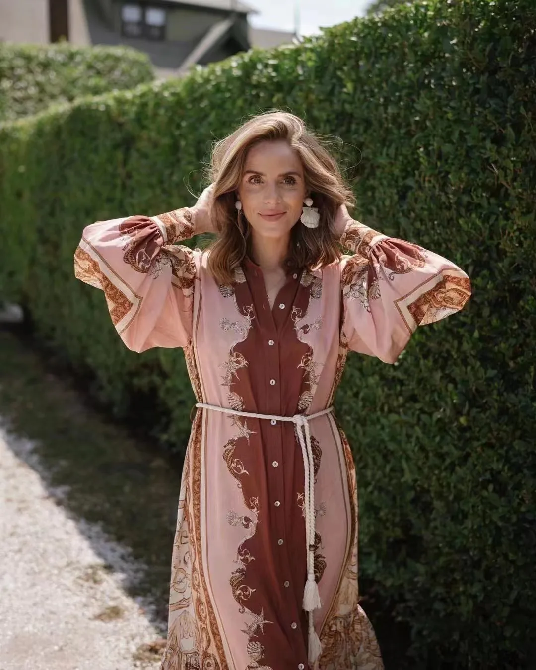 Женское однобортное платье миди, шелковое платье в стиле ретро с отложным воротником, поясом и длинным рукавом, весна 2022 
Женское однобортное платье миди, шелковое платье в стиле ретро с отложным воротником, поясом и длинным рукавом, весна 2022