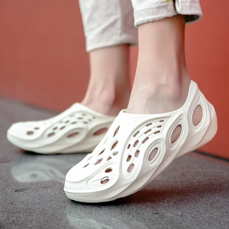 2023 Summer Unisex Outdoor Solid Color Sandals Mens Casual Eva Soft Bottom Hollow Sports Sandals Beach Shoes Couple Slippers 크록스
2023 Summer Unisex Outdoor Solid Color Sandals Mens Casual Eva Soft Bottom Hollow Sports Sandals Beach Shoes Couple Slippers 크록스