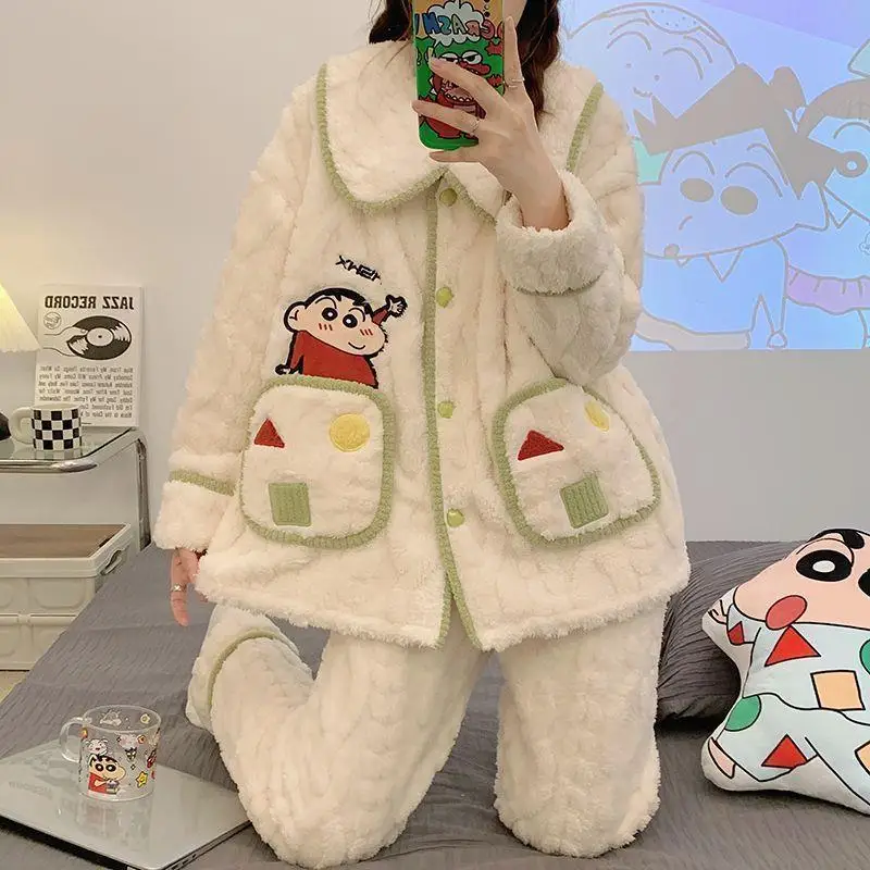 Японская зимняя мультяшная Теплая Флисовая Пижама Crayon Shin-Chan Kawaii аниме утепленный кардиган домашняя одежда для девочек Подарки
Японская зимняя мультяшная Теплая Флисовая Пижама Crayon Shin-Chan Kawaii аниме утепленный кардиган домашняя одежда для девочек Подарки