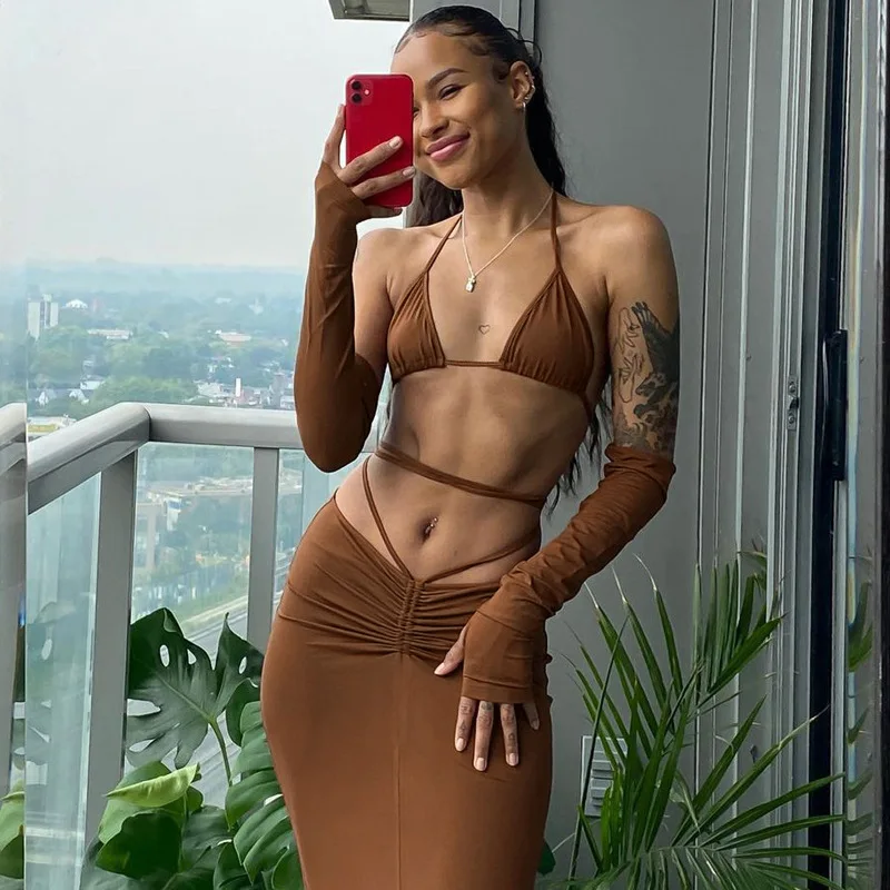 Solid Halter Bandage Crop Top Slit Maxi Dress 2022 Summer Sexy Bodycon Beach Club Holiday Corset Clothing Y2K
Solid Halter Bandage Crop Top Slit Maxi Dress 2022 Summer Sexy Bodycon Beach Club Holiday Corset Clothing Y2K