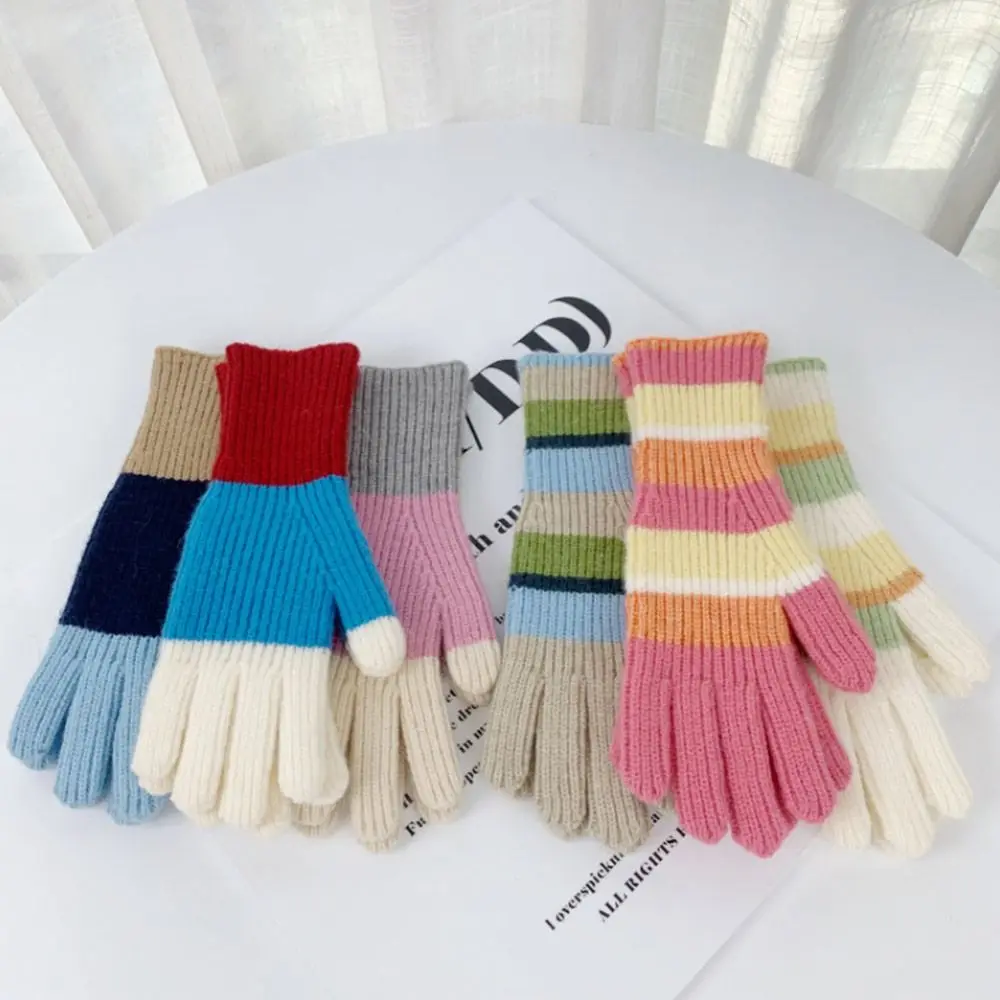 Плотные вязаные перчатки, модные ветрозащитные термальные Нескользящие перчатки из акрилового волокна, теплые варежки для сенсорных экранов для мужчин и женщин
Плотные вязаные перчатки, модные ветрозащитные термальные Нескользящие перчатки из акрилового волокна, теплые варежки для сенсорных экранов для мужчин и женщин