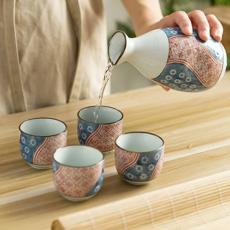 

Керамический набор сакэ, японское творчество, 1 горшок, 4 чашки, диспенсер для глины и вина, фарфоровый кувшин, бокал для вина, товары для дома и ресторана, посуда для напитков