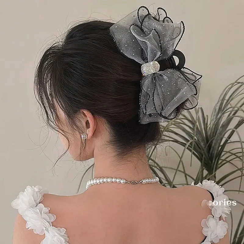 Elegant Star Mesh Rhinestone Bow Hair Grasp Clip Large Double Sided Shark Hairpin Princess Korean Hair Accessories for Women
Elegant Star Mesh Rhinestone Bow Hair Grasp Clip Large Double Sided Shark Hairpin Princess Korean Hair Accessories for Women
