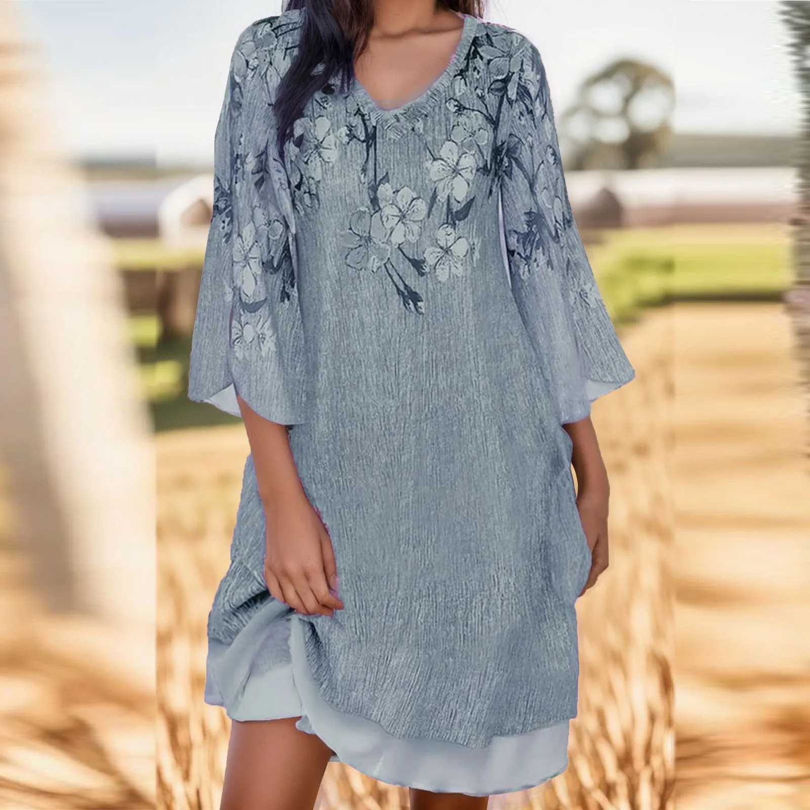 Платье-мини женское с цветочным принтом, V-образным вырезом и Расклешенным рукавом
Платье-мини женское с цветочным принтом, V-образным вырезом и Расклешенным рукавом