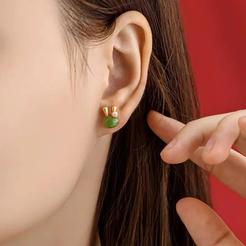 PANJBJ 925 Sterling Silver Hotan Jade Rabbit Pearl Earring for Women Girl Retro Cute Jewelry Birthday Gift Dropshipping
PANJBJ 925 Sterling Silver Hotan Jade Rabbit Pearl Earring for Women Girl Retro Cute Jewelry Birthday Gift Dropshipping