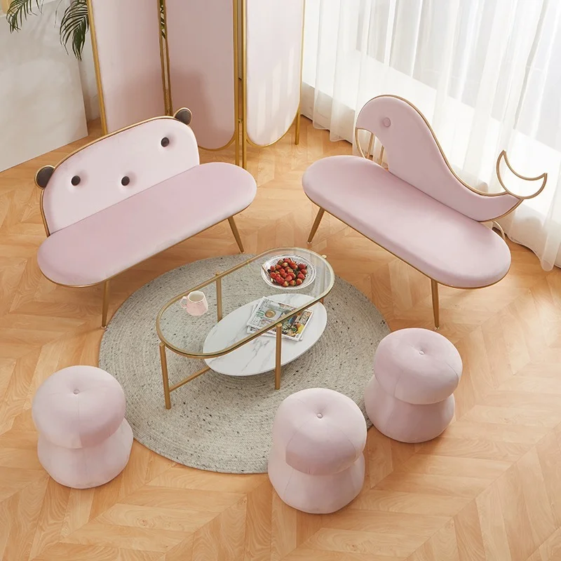 Light luxury sofa clothing store beauty salon reception fabric high-quality sofa muebles bedroom chair furniture
Light luxury sofa clothing store beauty salon reception fabric high-quality sofa muebles bedroom chair furniture