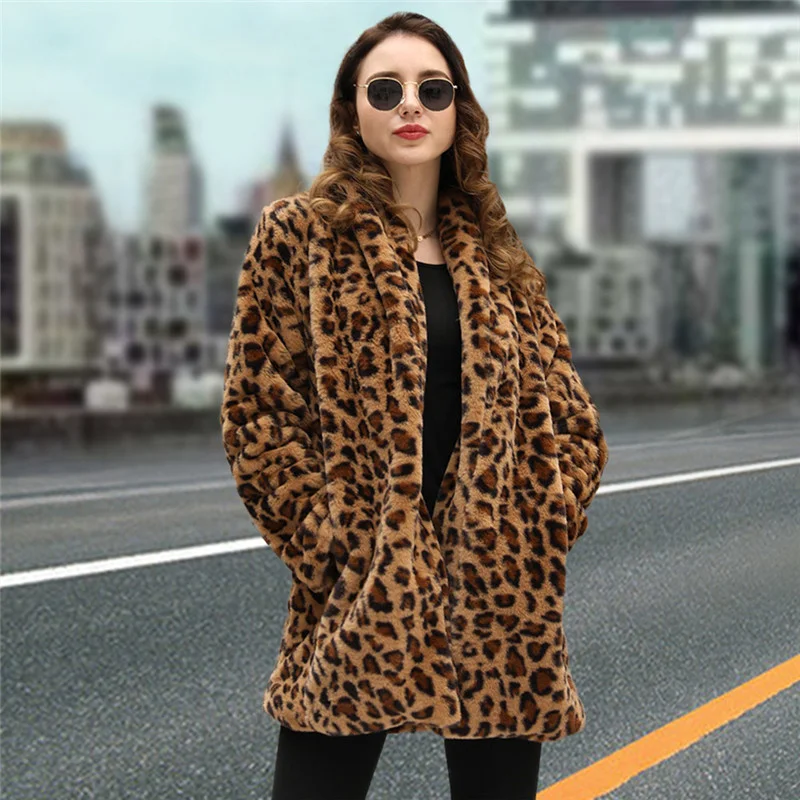 Classic Leopard Coats 2022 Women Faux Fur Coat Luxury Winter Warm Plush Jacket Fashion Women's Outwear Fuzzy Coat Top Streetwear
Classic Leopard Coats 2022 Women Faux Fur Coat Luxury Winter Warm Plush Jacket Fashion Women's Outwear Fuzzy Coat Top Streetwear