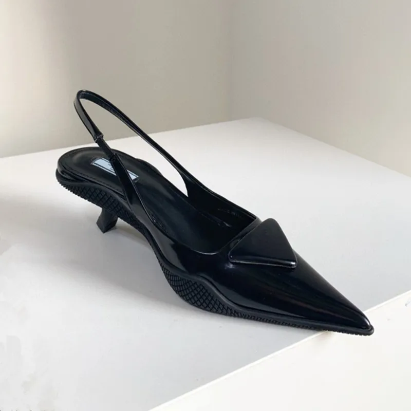 2022 Spring New Fashion Medium Heel Women's Shoes Pink Pointed Cat Heel Sandals Black Cutout High Heels Ladies Dress Shoes 
2022 Spring New Fashion Medium Heel Women's Shoes Pink Pointed Cat Heel Sandals Black Cutout High Heels Ladies Dress Shoes
