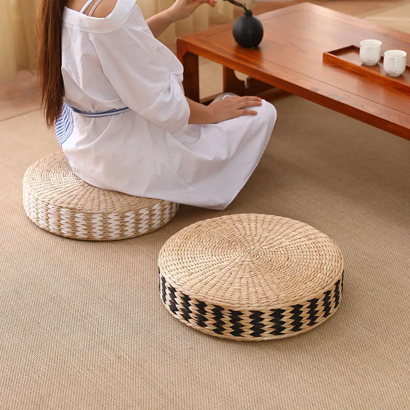 Japan-Style Straw Futon Tatami Mat Seat Mat Thickened Ground Bay Window Home Meditation Mat Meditation Rattan Mat
Japan-Style Straw Futon Tatami Mat Seat Mat Thickened Ground Bay Window Home Meditation Mat Meditation Rattan Mat
