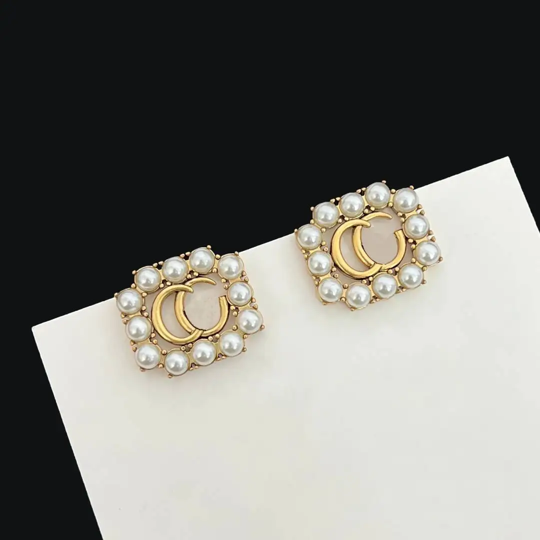 New Fashion Designer Earrings For Women Luxury Jewelry Letter G Earrings For Female Pearl Gold Earrings Girl Fashion Party
New Fashion Designer Earrings For Women Luxury Jewelry Letter G Earrings For Female Pearl Gold Earrings Girl Fashion Party