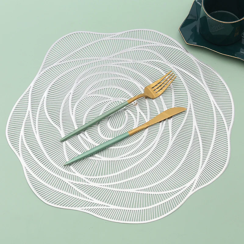 New PVC Placemat Hollow Insulation Coaster Pads Table Bowl Mats Home Christmas Decor Heat Resistant Placemat for Dining Table
New PVC Placemat Hollow Insulation Coaster Pads Table Bowl Mats Home Christmas Decor Heat Resistant Placemat for Dining Table