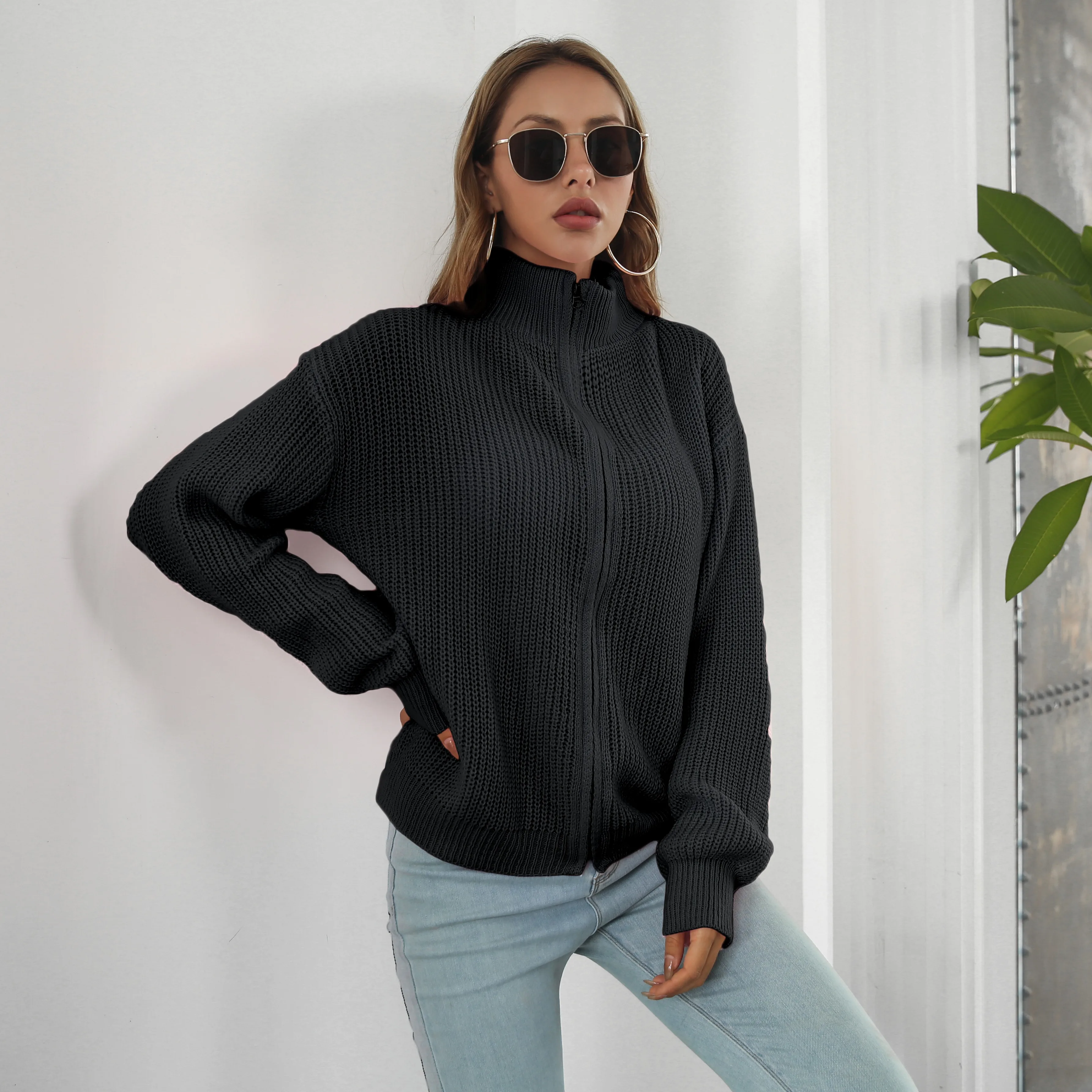 2023 Fashion Zipper Sweater Coat Women's Loose Knitted Cardigan Long Sleeve New Tops Y2k
2023 Fashion Zipper Sweater Coat Women's Loose Knitted Cardigan Long Sleeve New Tops Y2k
