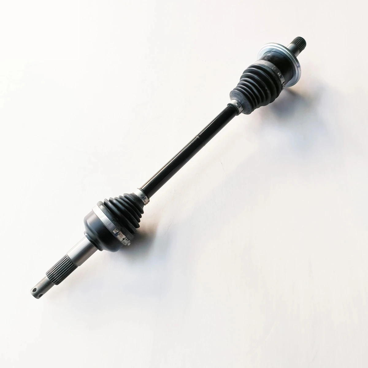 Задний вал CV для CFMOTO CF500 550 800 1000 SSV UTV CFMOTO, запчасти No.5BWB-280300 
Задний вал CV для CFMOTO CF500 550 800 1000 SSV UTV CFMOTO, запчасти No.5BWB-280300