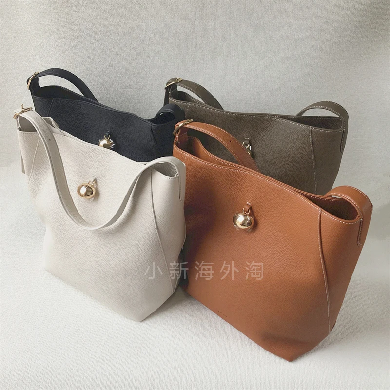 Женская сумка-хобо из воловьей кожи, вместительная сумка через плечо
Женская сумка-хобо из воловьей кожи, вместительная сумка через плечо